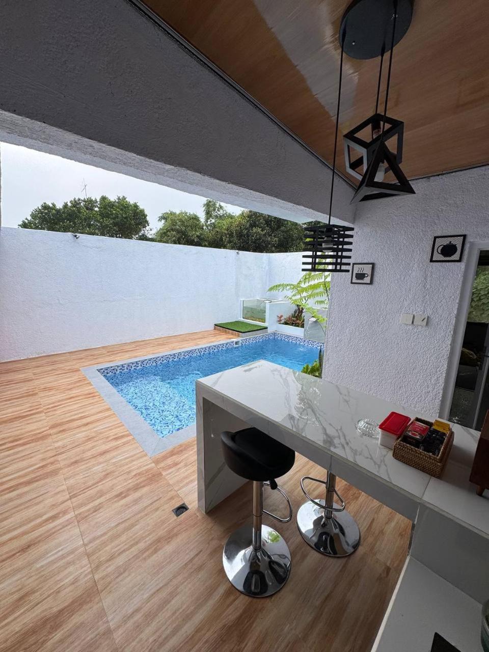 Sunset Lawu Kemuning, Villa, Full House 3 Bed, Free Bbq, Free Float Light Breakfast Karanganyar  Exterior foto