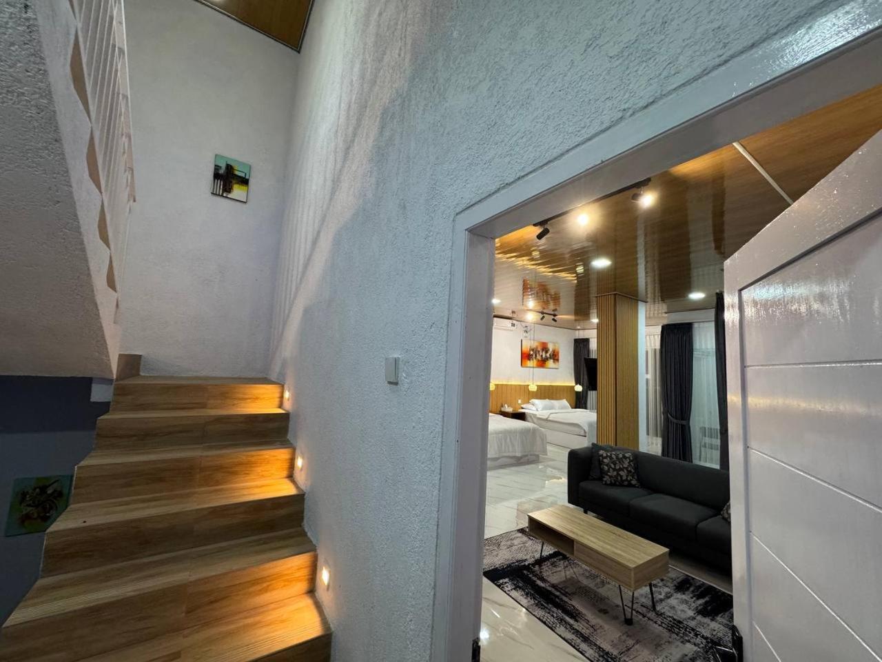 Sunset Lawu Kemuning, Villa, Full House 3 Bed, Free Bbq, Free Float Light Breakfast Karanganyar  Exterior foto
